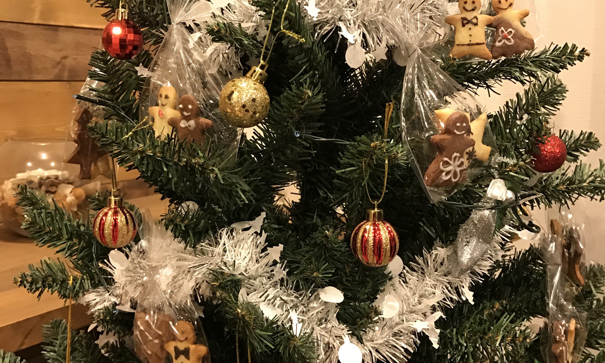 冬 クリスマスツリーのかわいくておいしい飾り まいコレ 声を大にして伝えたい東京の観光スポットを記録